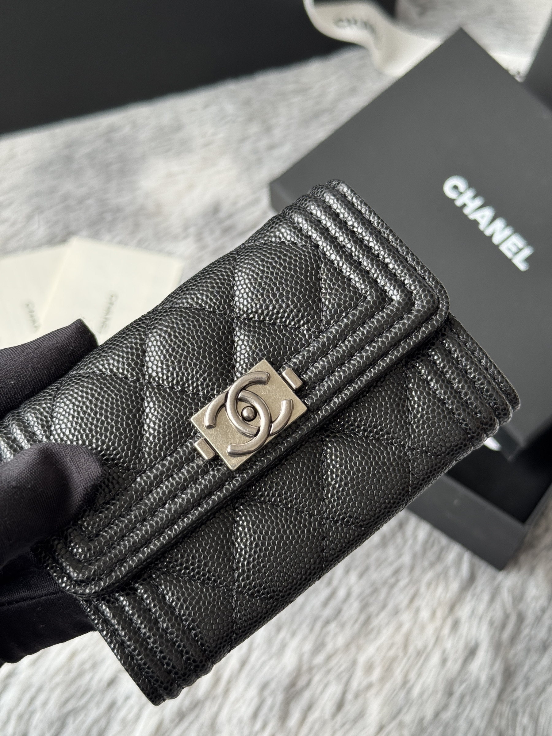 Ch**el boy Ch**el flap card holder a80603 7.5x11.3x2.1cm