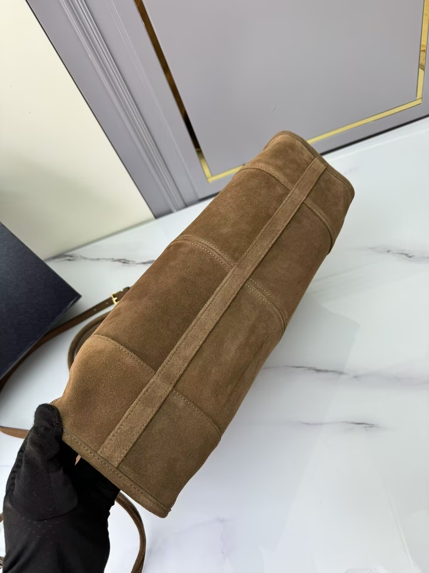 Pra*a Lus Solf 42x30x12cm