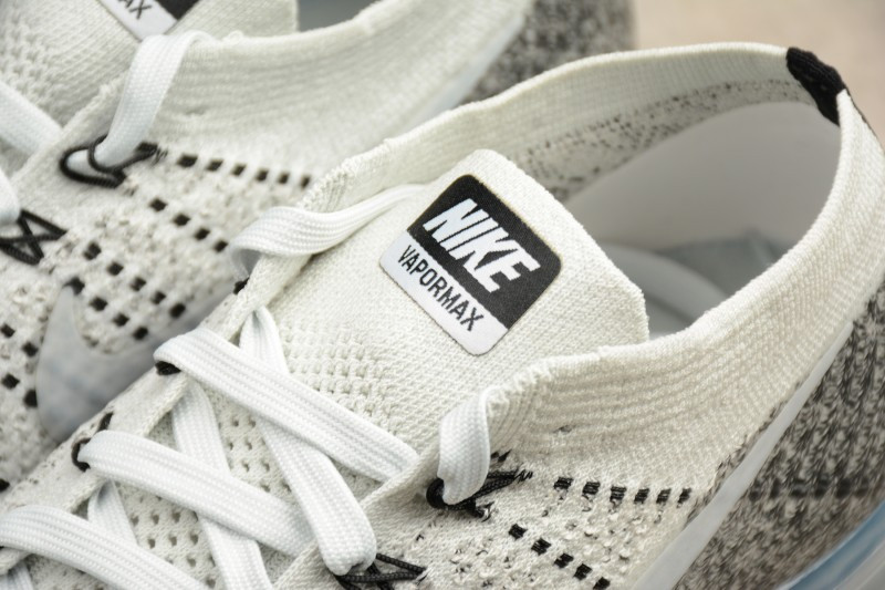 UA Nike Nikelab Air Vapormax Flyknit "Oreo"