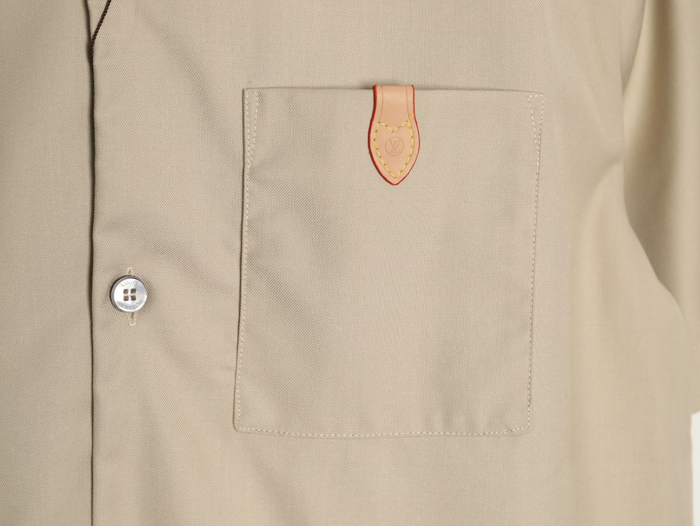 Louis Vuitton Short-sleeved Shirts