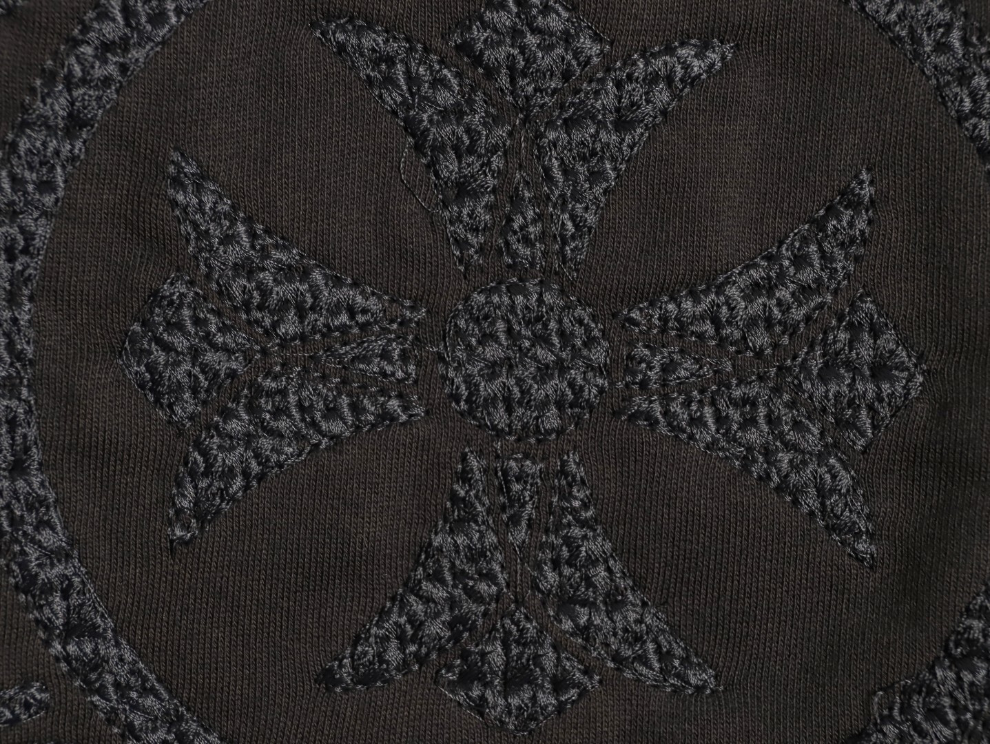 Ch*0me He**ts Hoodies