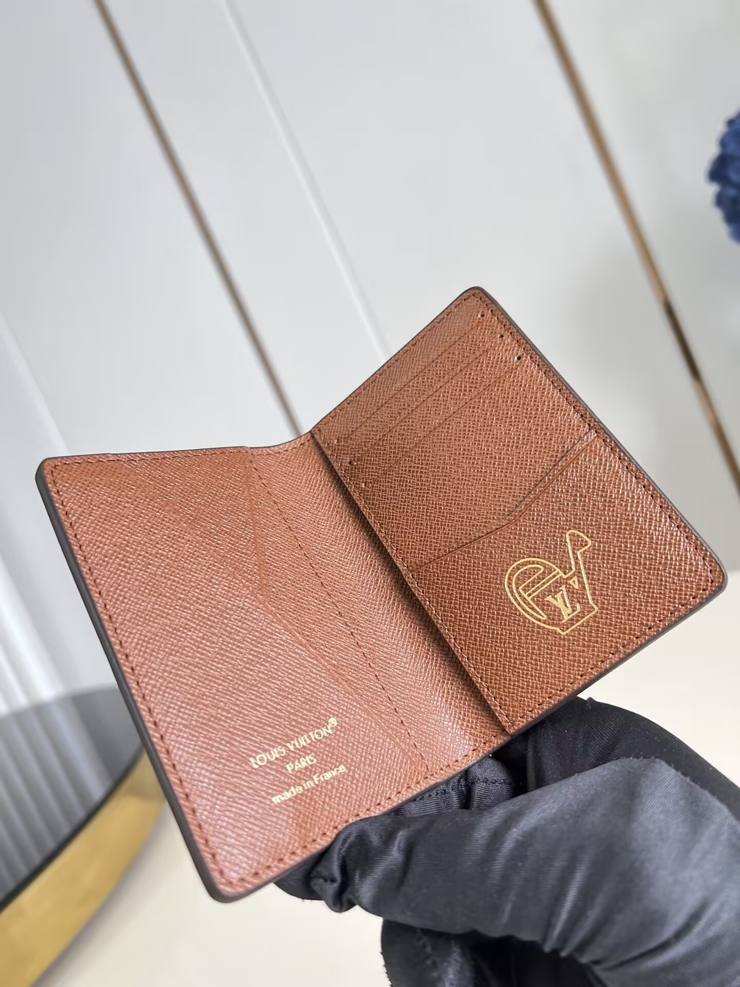 LV Pocket Organizer M27542 7.5 x 11.1 x 1 cm