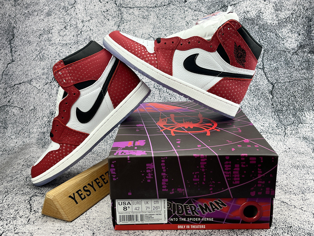 UA AIR JORDAN 1 RETRO HIGH OG 