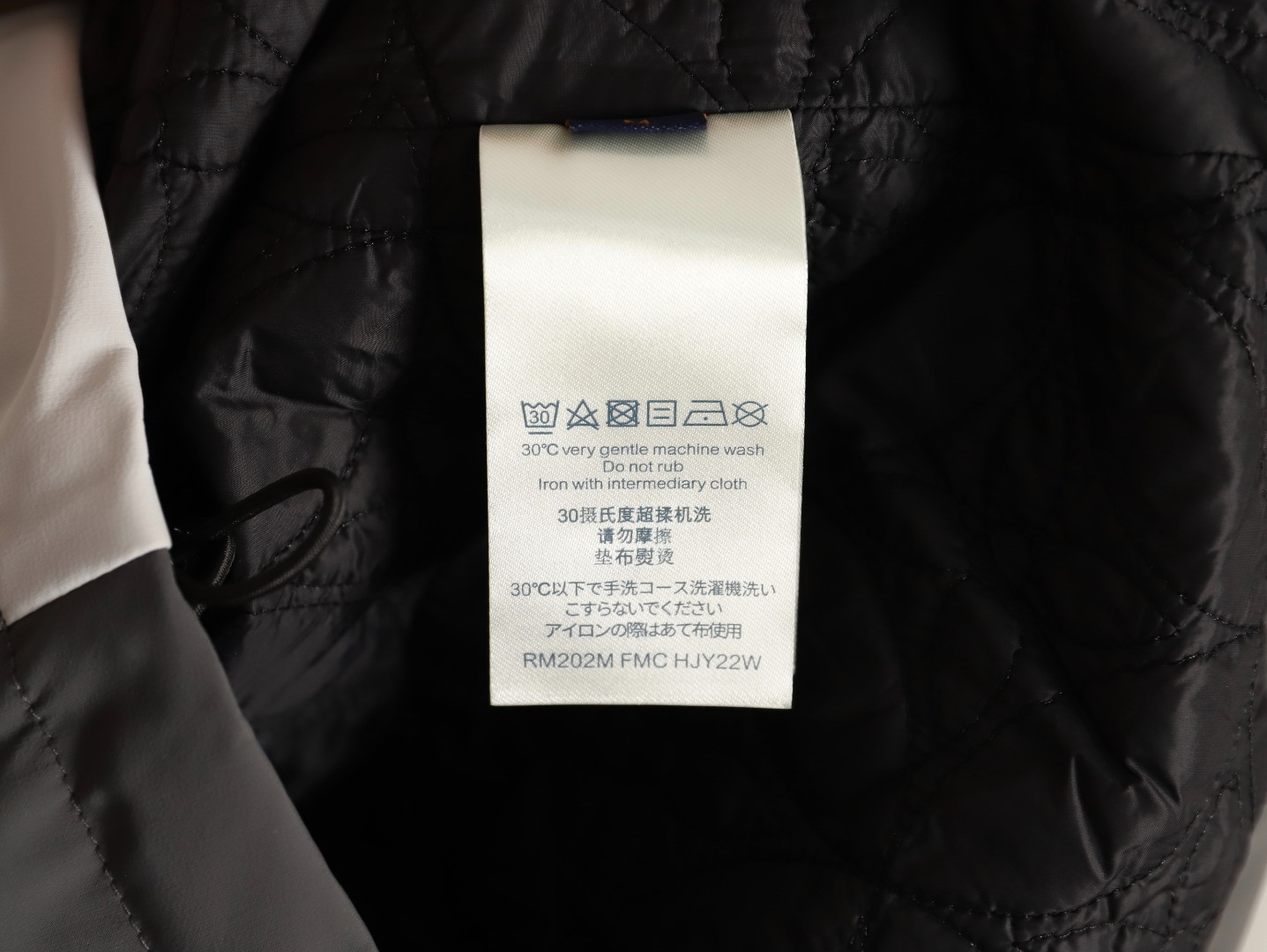 L0vis Vvtt0n 25FW Padded jacket