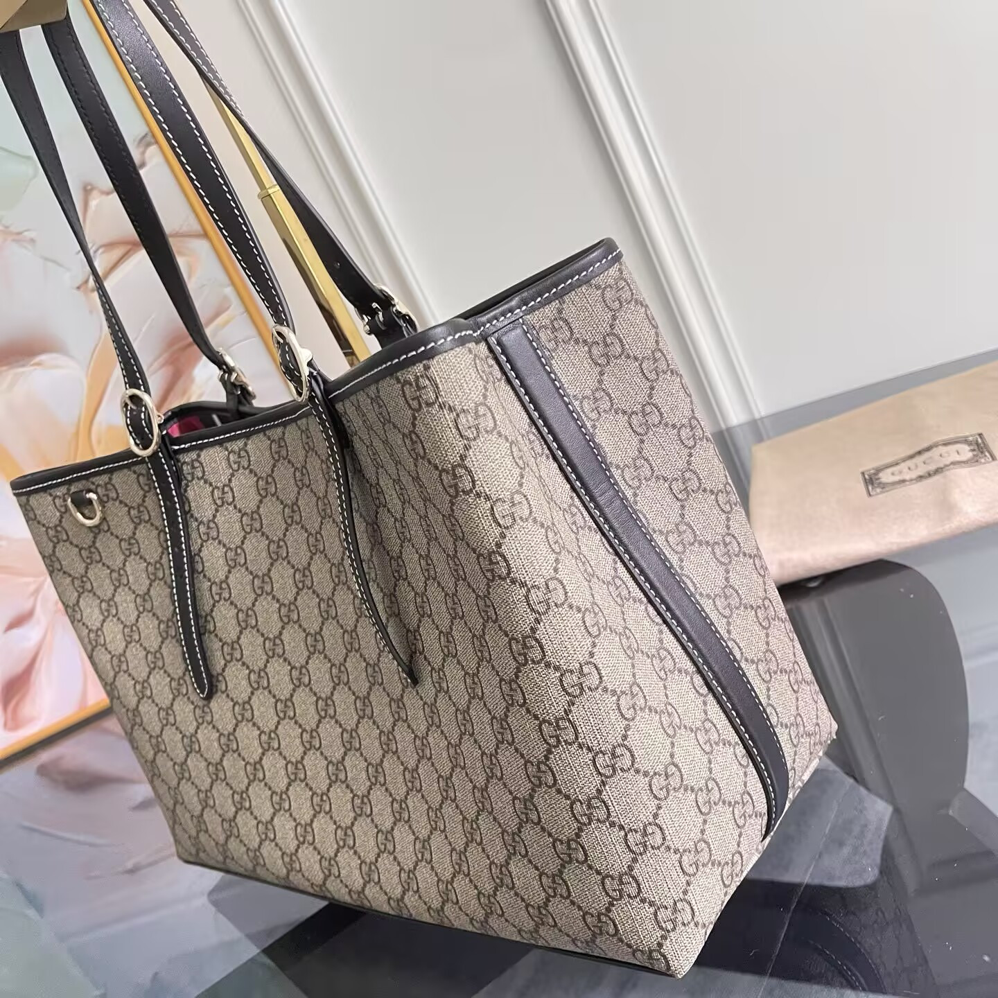 Gucci GG Emblem Large Tote Bag 38x25x15cm