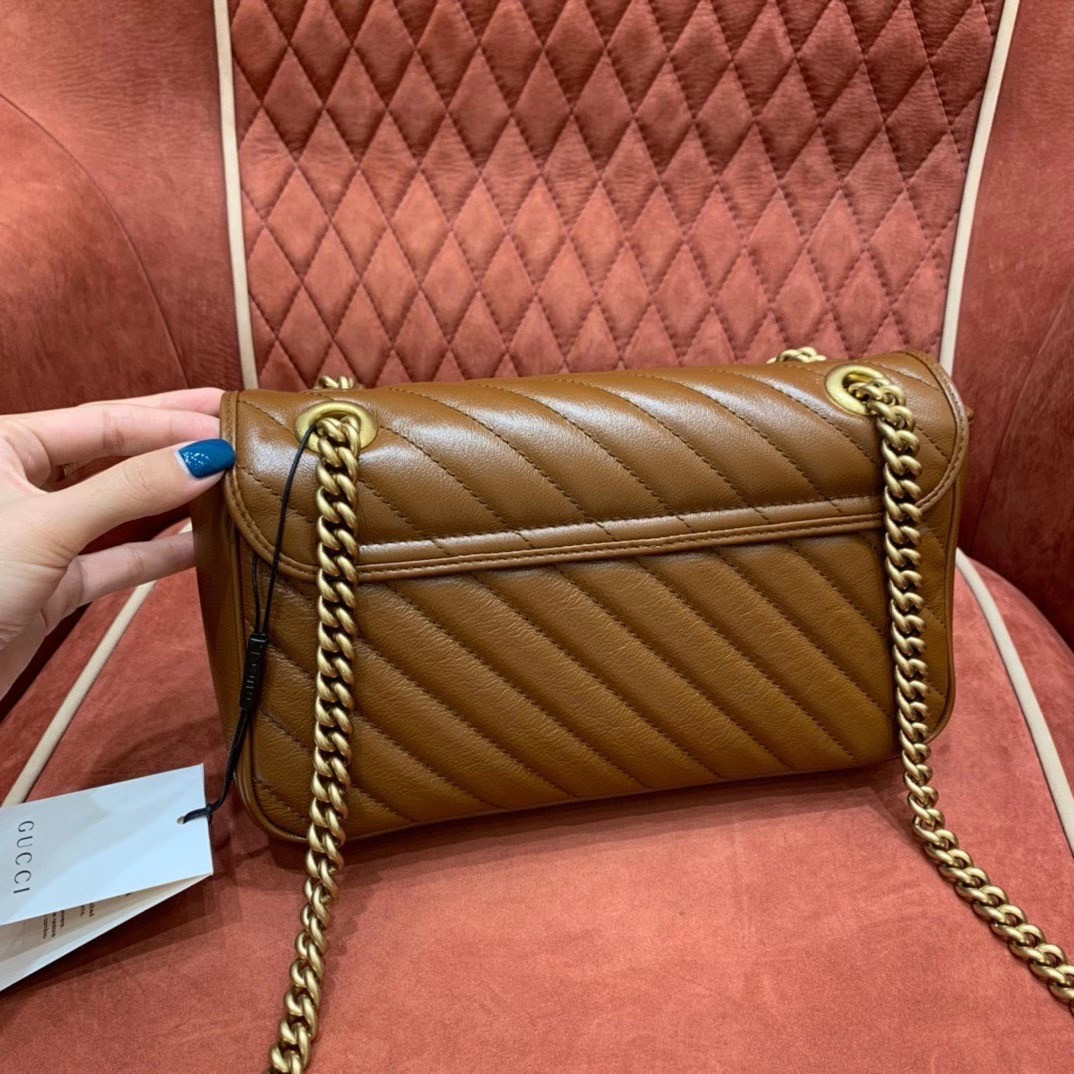 Gvc*1 GG Marmont small matelasse shoulder bag 26cm