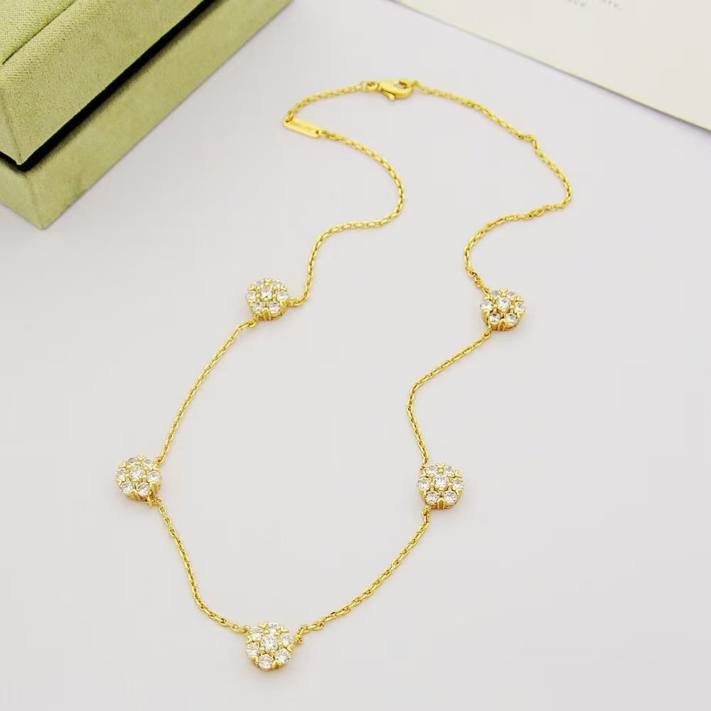 Van Cleef & Arpels Fleurette Necklace