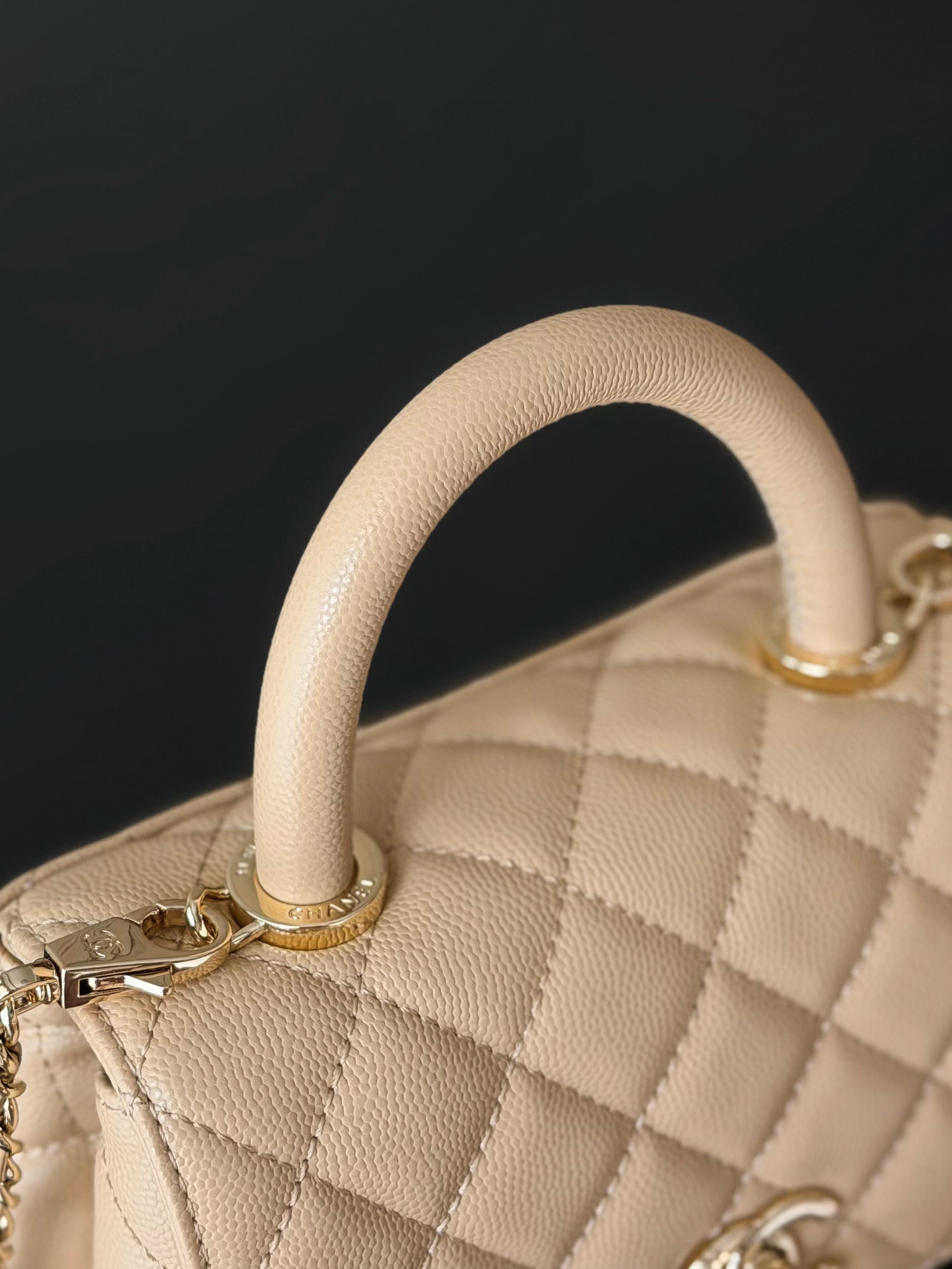 CHANEL mini coco handle 13x19x9cm