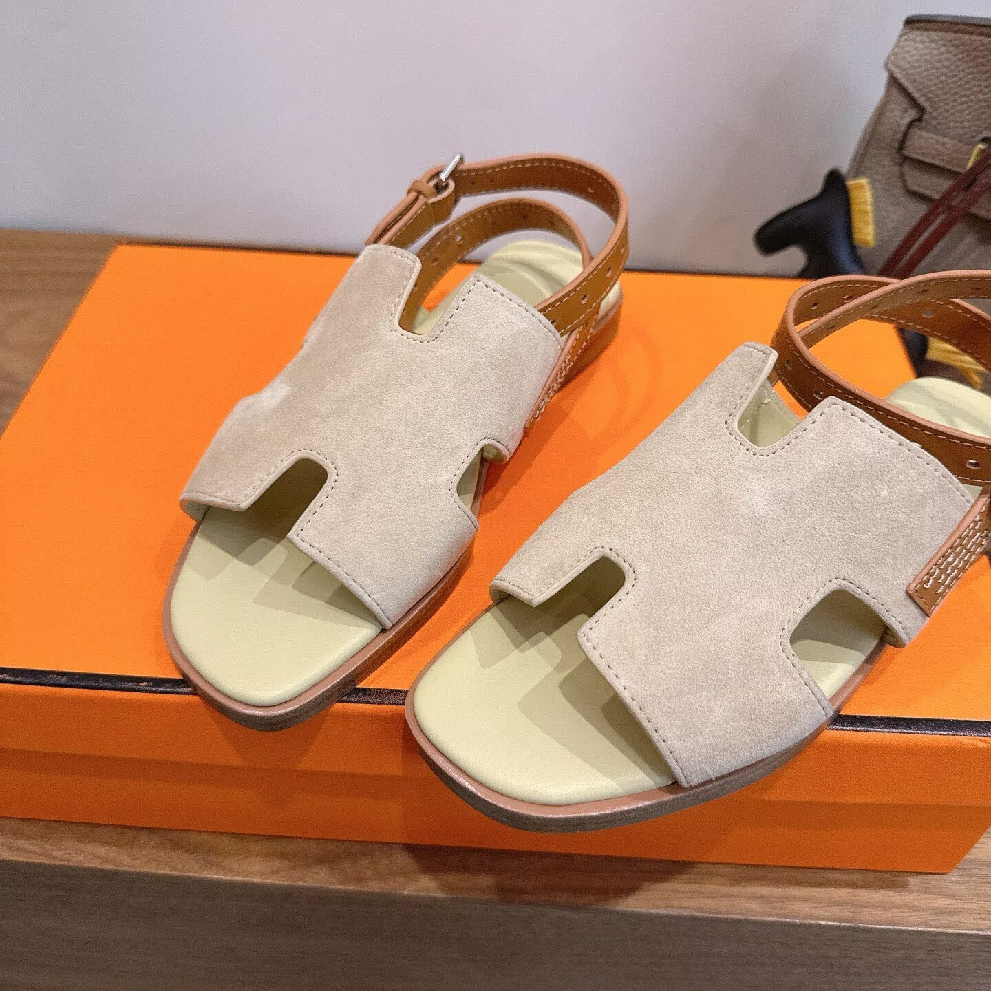 UA Hermès Maya Sandal