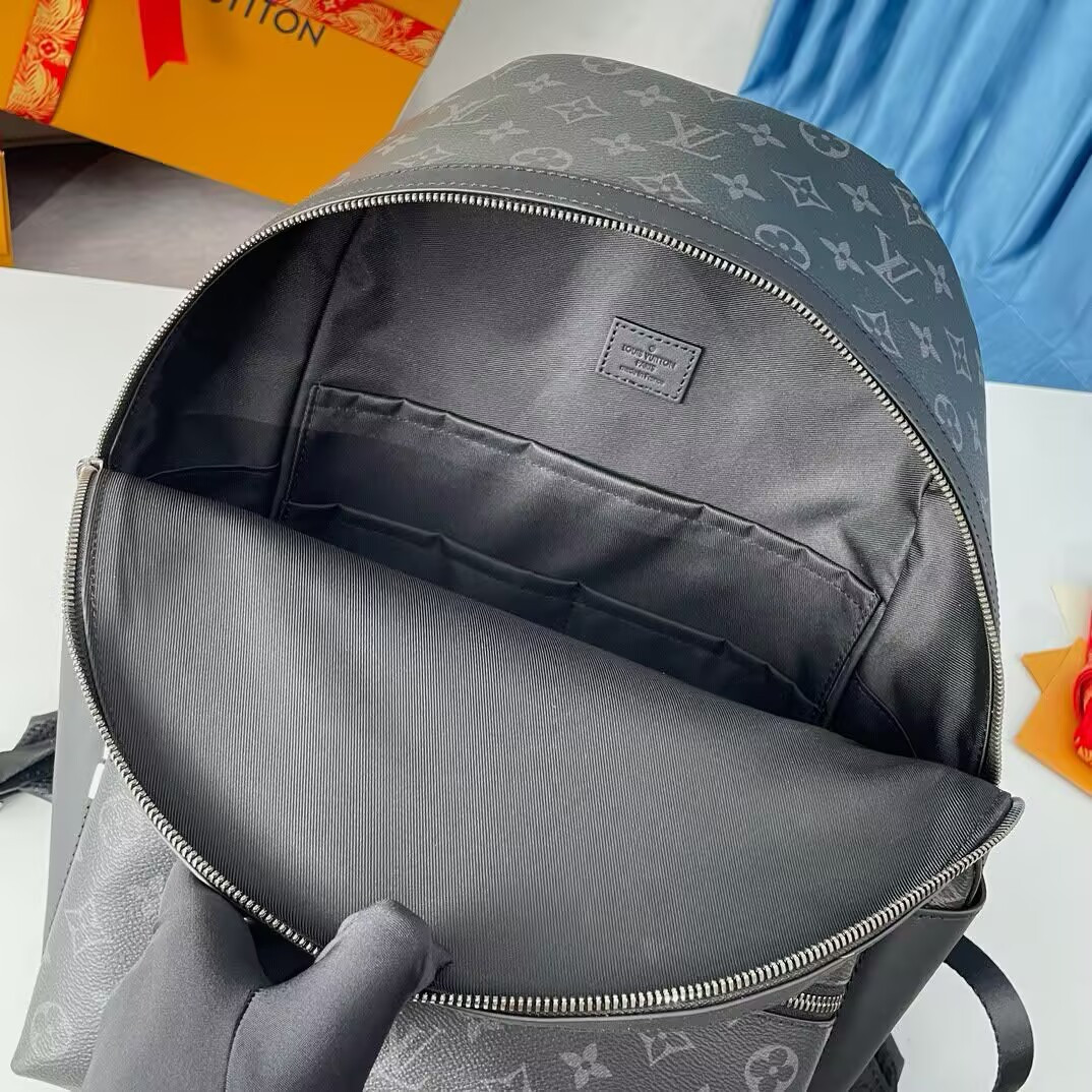 LV Discovery Backpack PM M46553 29x38x20cm