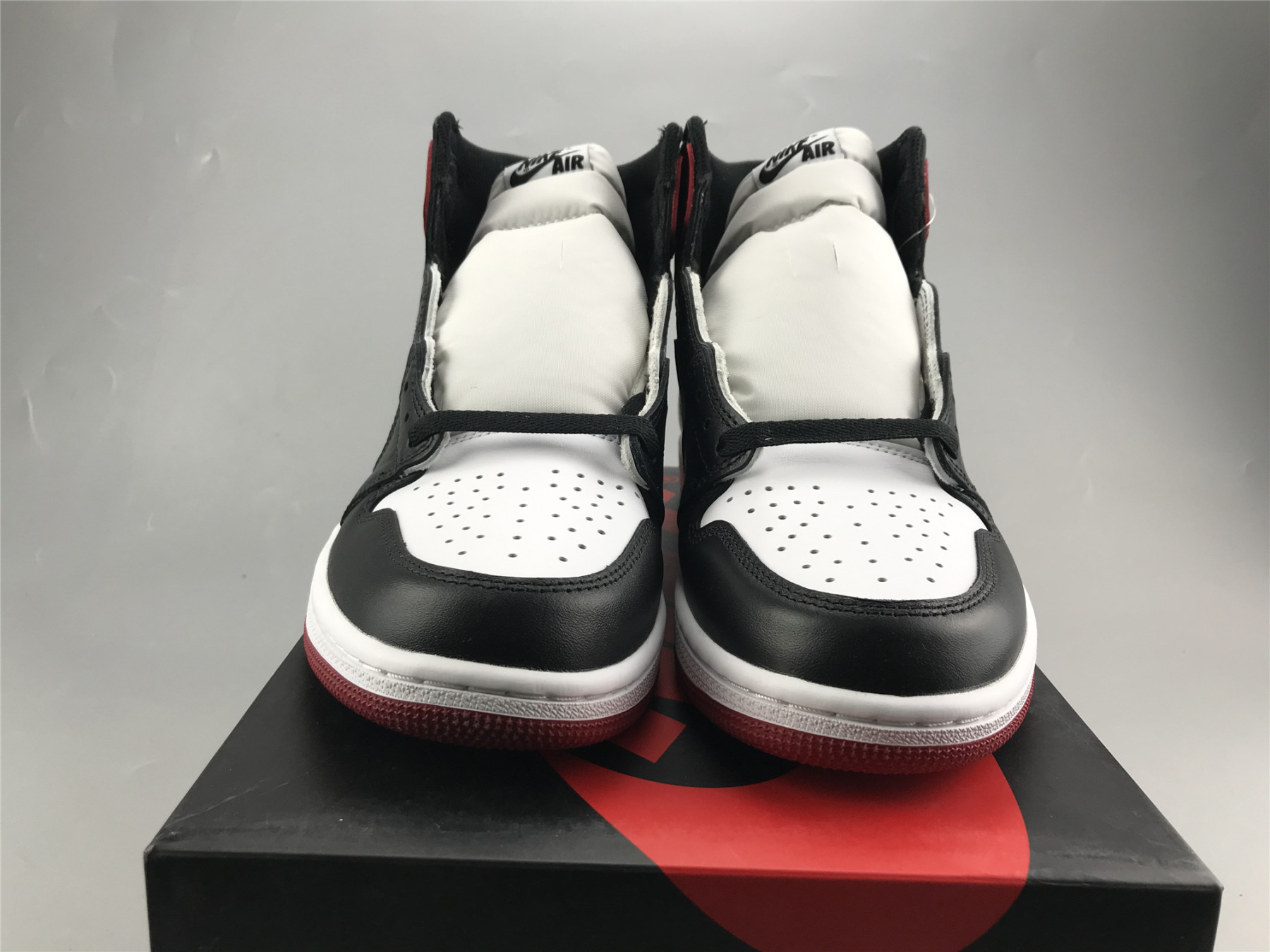 UA AIR JORDAN 1 RETRO HIGH OG BLACK TOE 2016 RELEASE