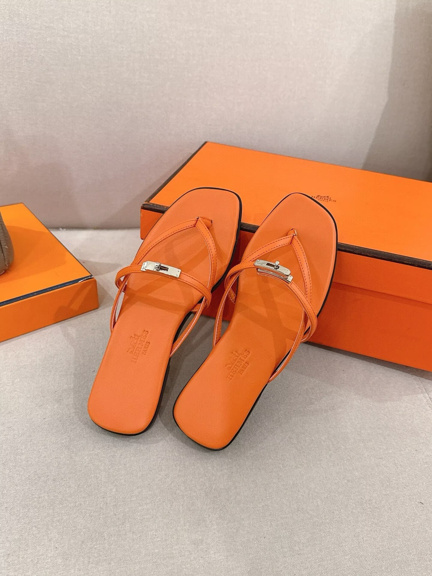 UA Hermès Miss Sandals