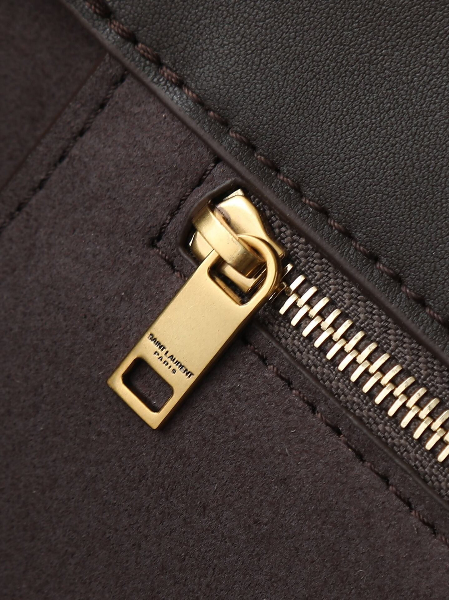 Y51 le 5 à 7 bea in suede 50×28×18cm