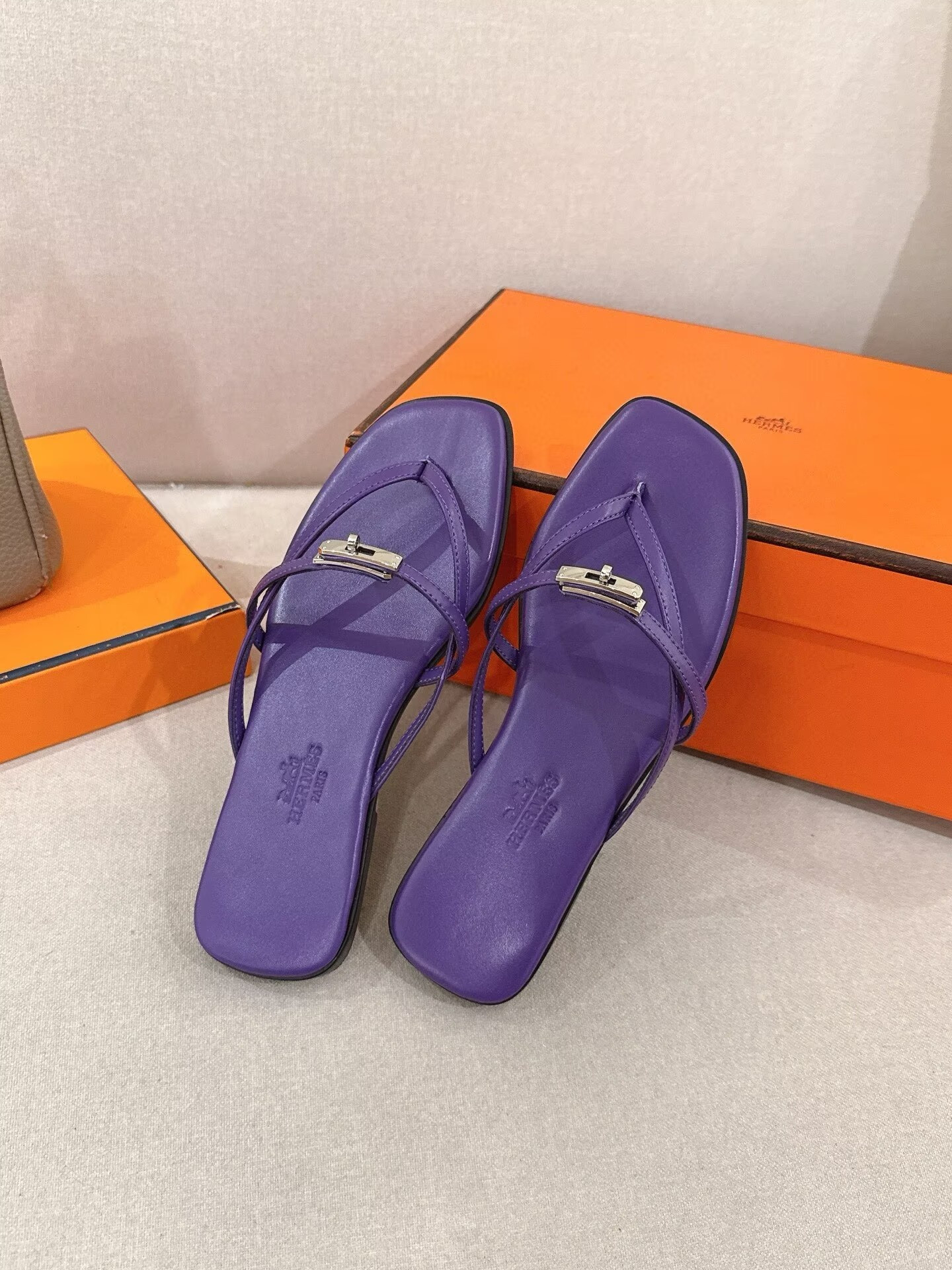 UA Hermès Miss Sandals