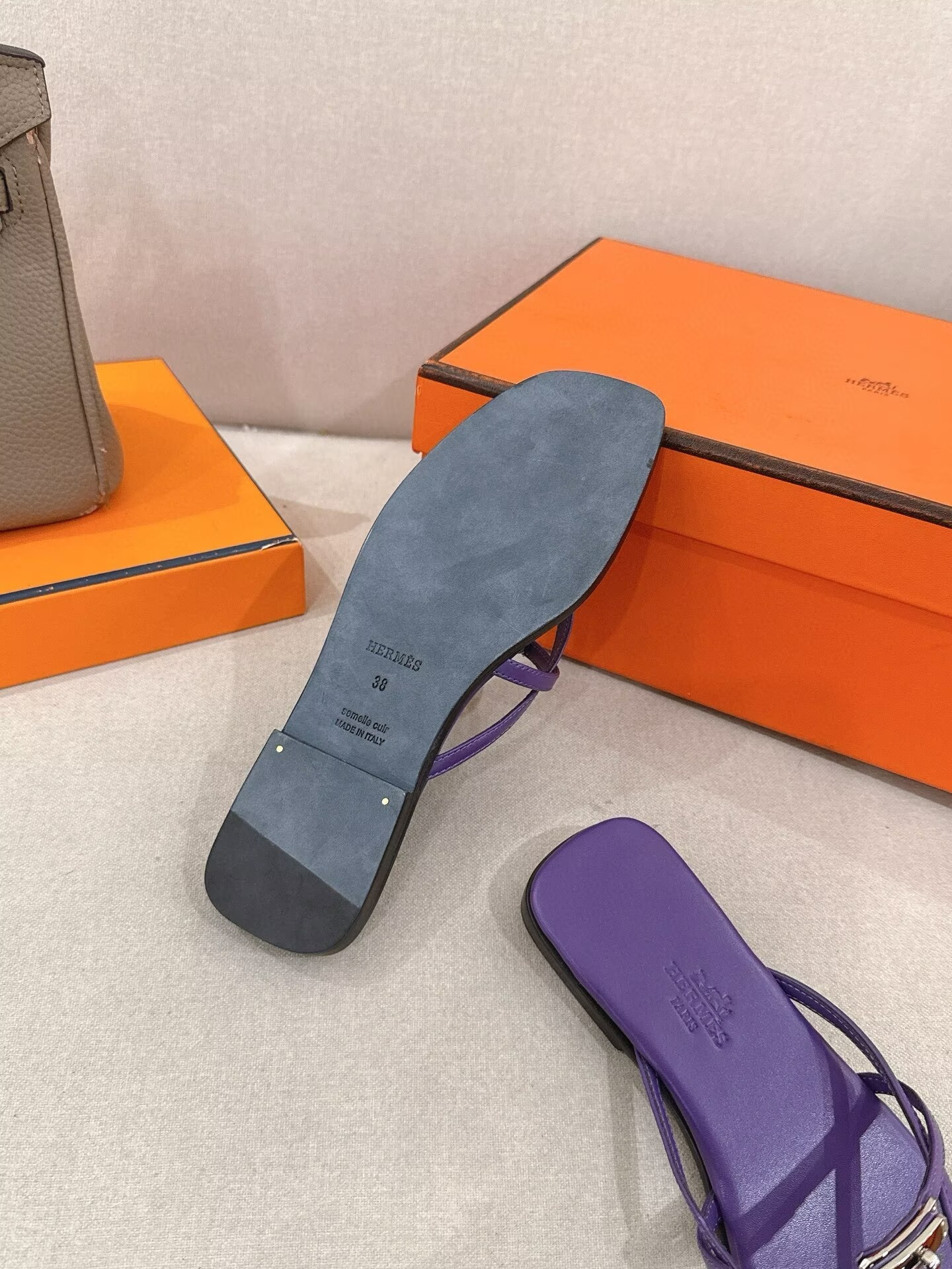 UA Hermès Miss Sandals