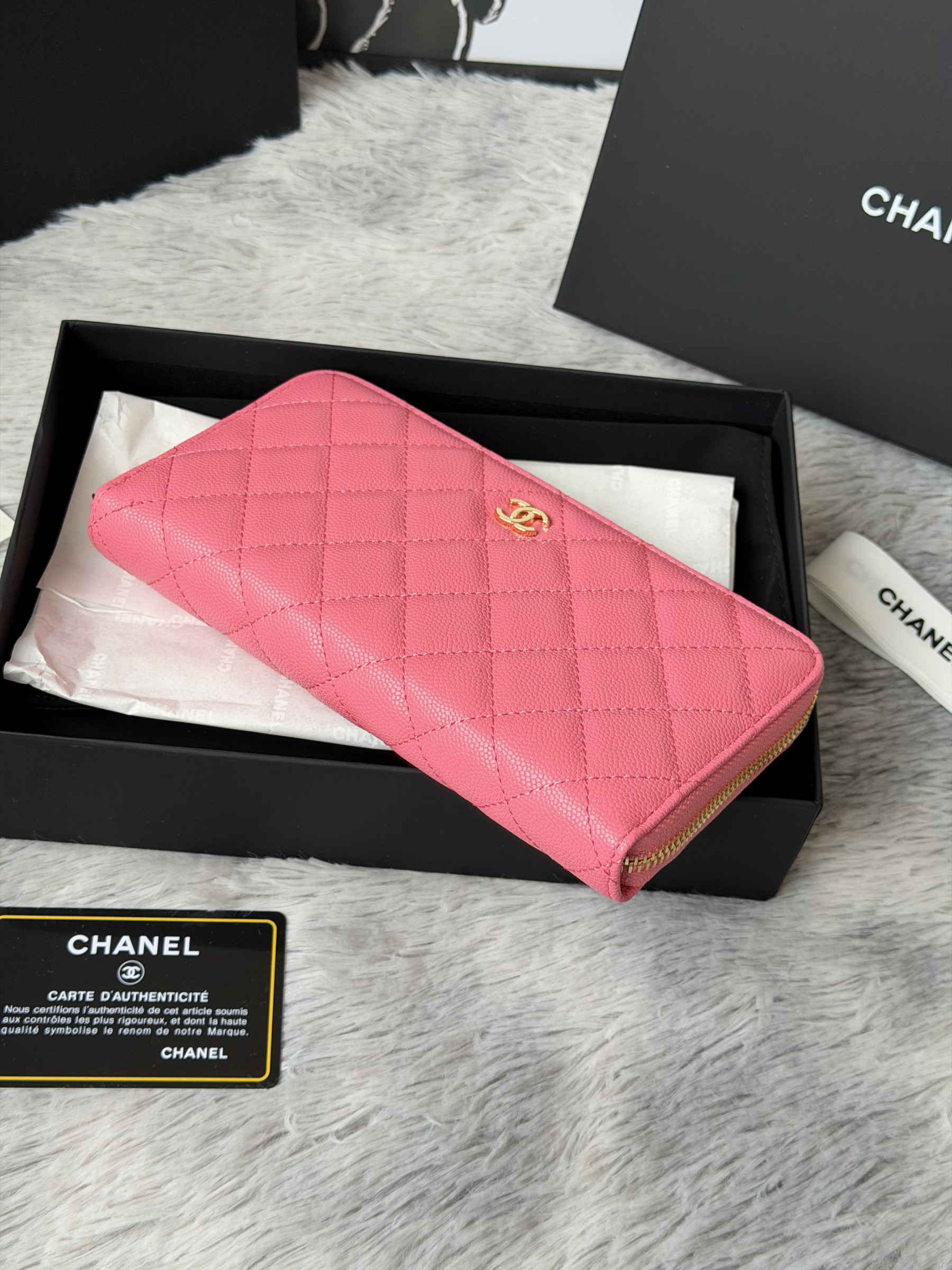 Ch**el zip around wallet 80758 10x19x3cm