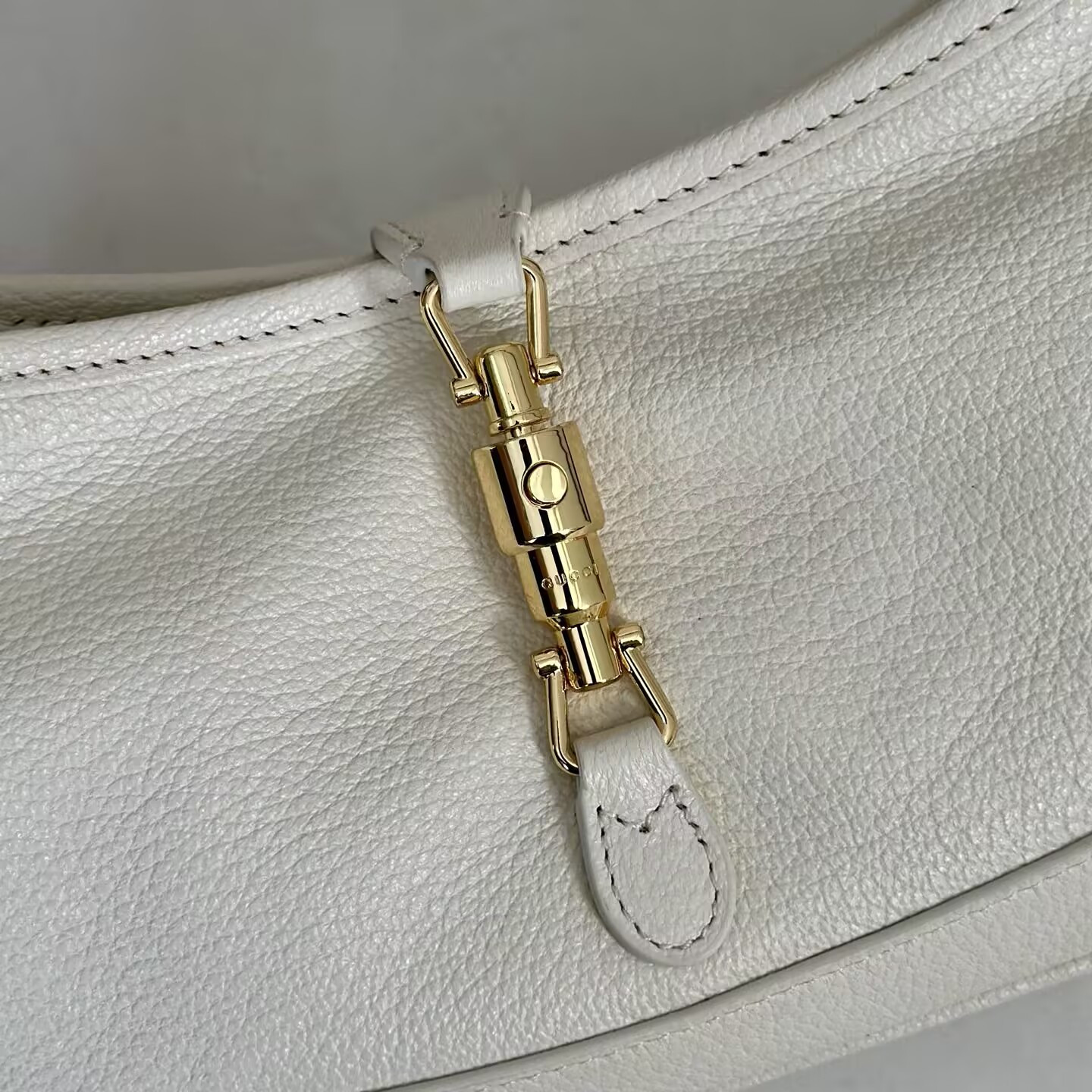 Gucci Jackie Slim Shoulder Bag 27x13x3.5cm