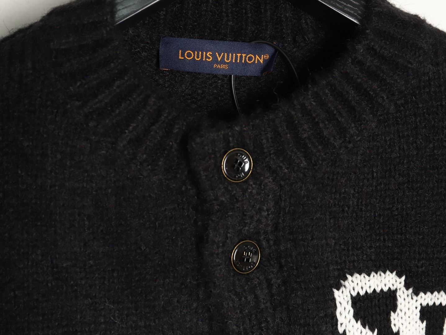 L0vis Vvtt0n knitting Cardigan