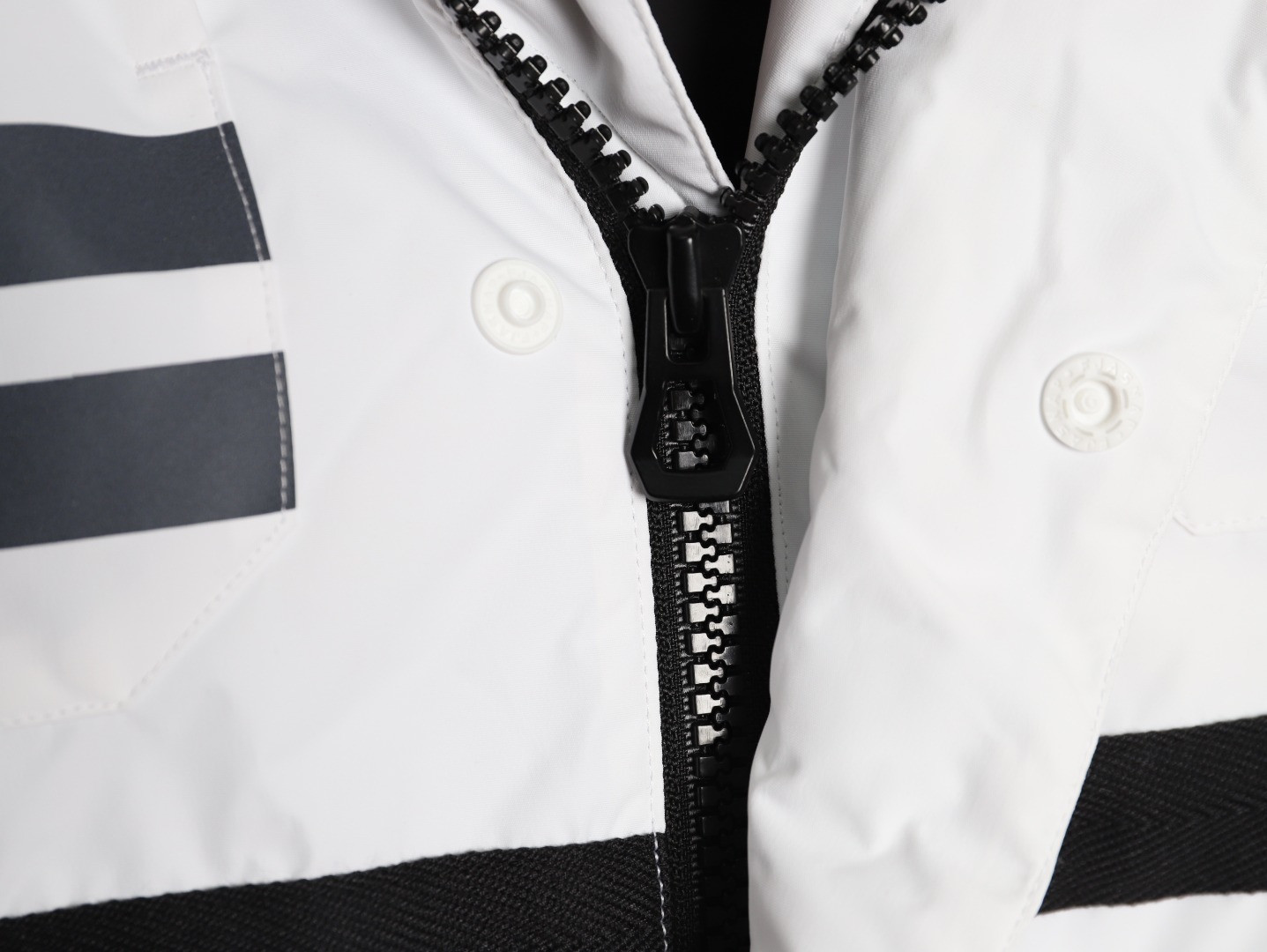 HELLY HANSEN Puffer jacket