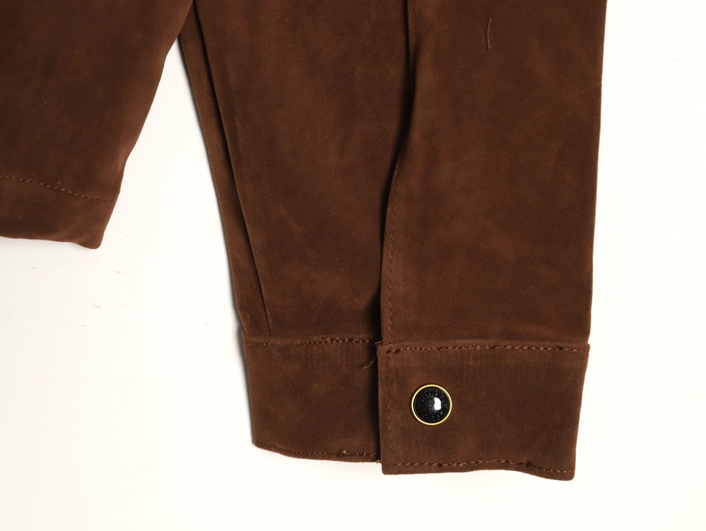 L0vis Vvtt0n LV Coats