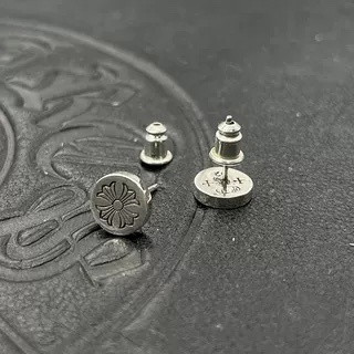 Ch*0me He**ts Earrings