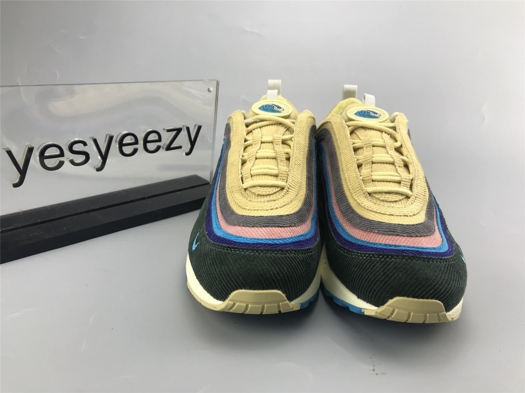 UA NIKE AIR MAX 1/97 VF SW SEAN WOTHERSPOON