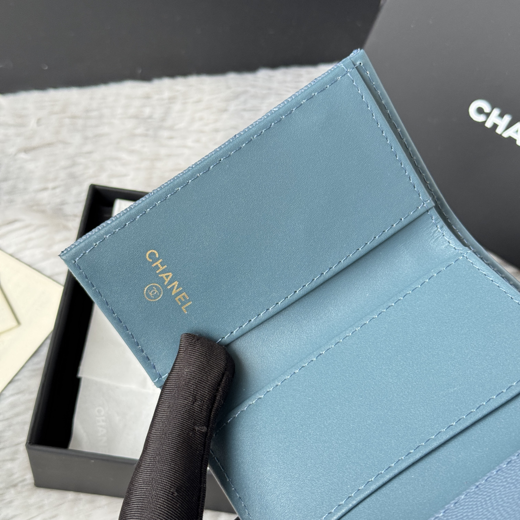 Ch**el card holder 10.5x7.5x3cm