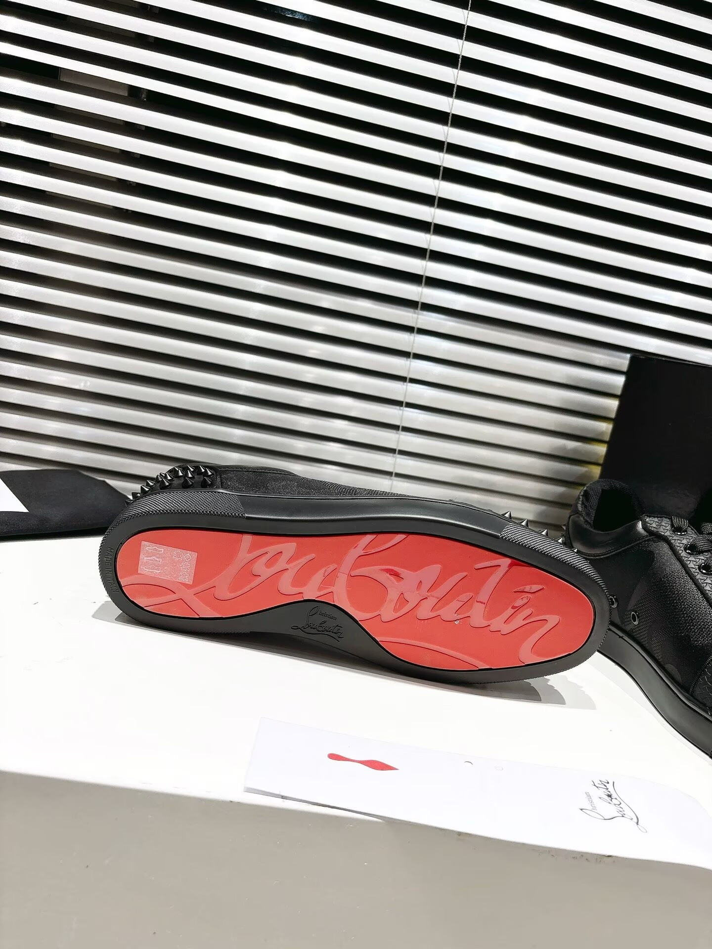UA Christian Louboutin Seavaste 2 Orlato Sneakers