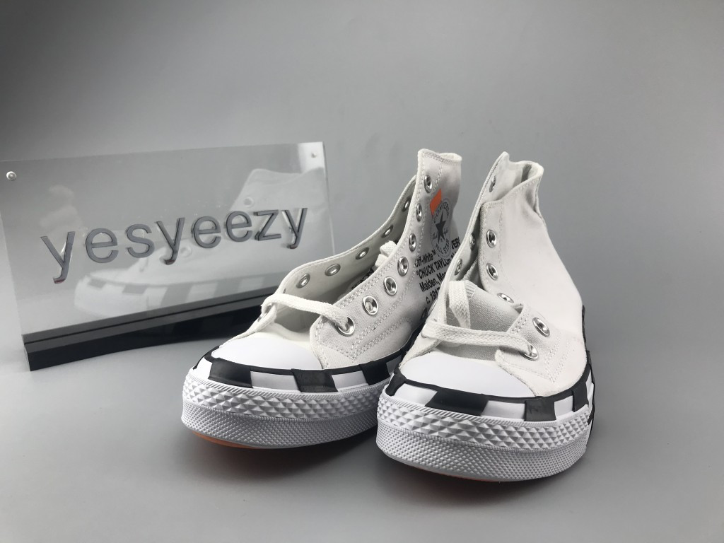 UA OFF WHITE CONVERSE CHUCK 70