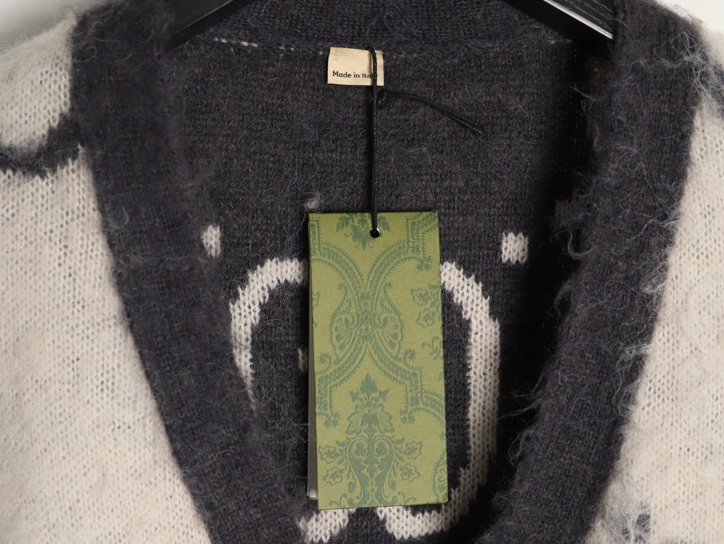 Gvc*1 24ss Cardigan Sweaters