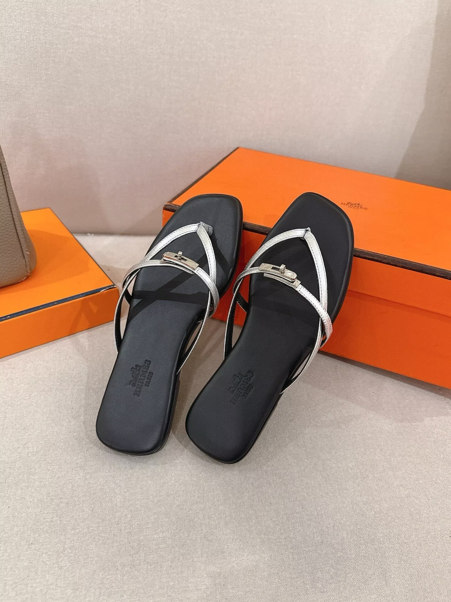 UA Hermès Miss Sandals