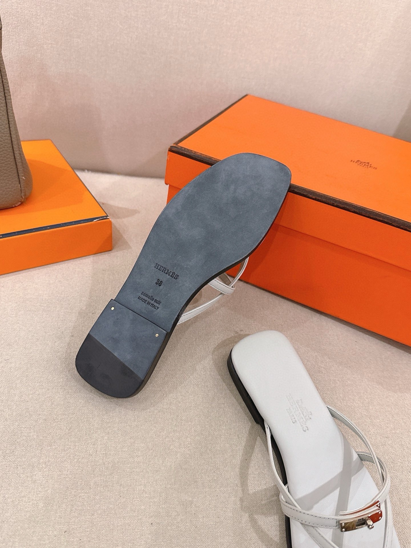 UA Hermès Miss Sandals