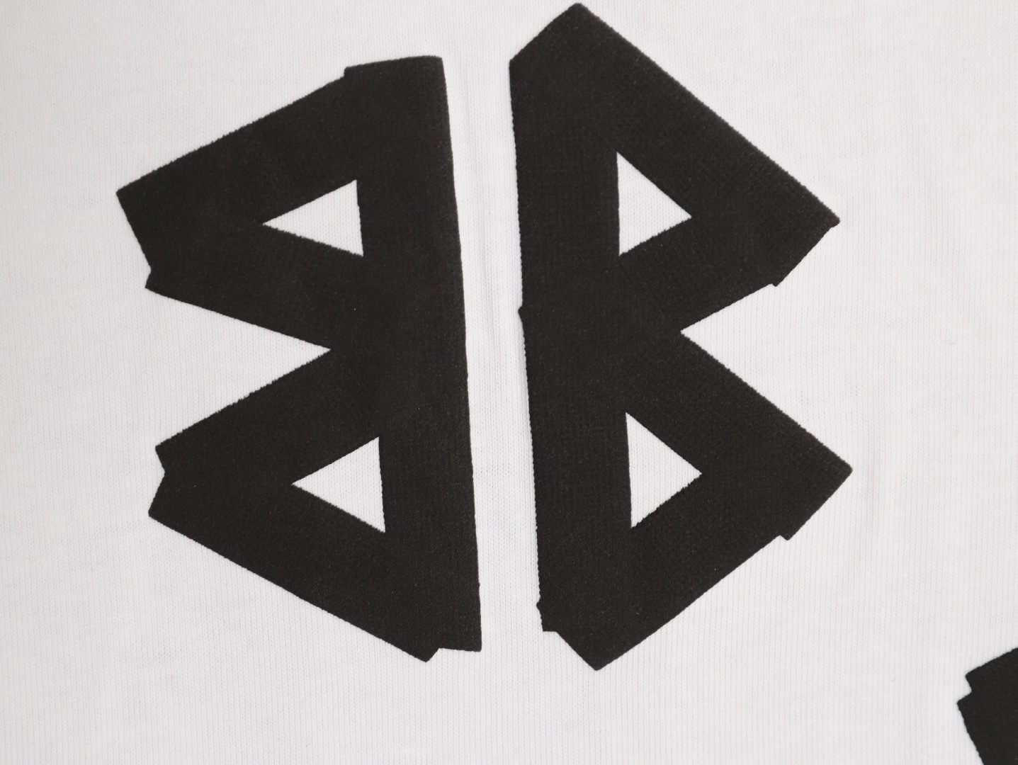 Ba1en*iaga 25Fw Long-sleeved T-shirt