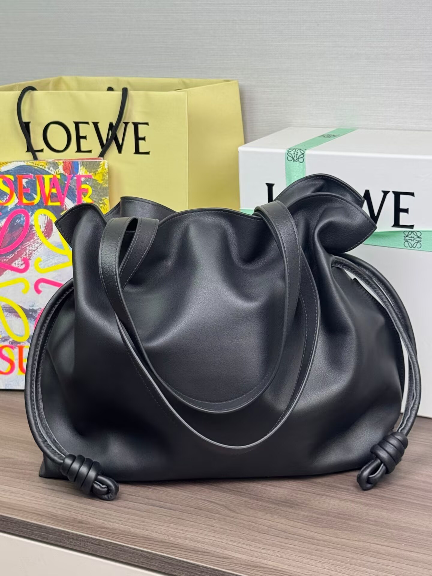 L0ew* Large Flamenco Clutch 29x38x14cm