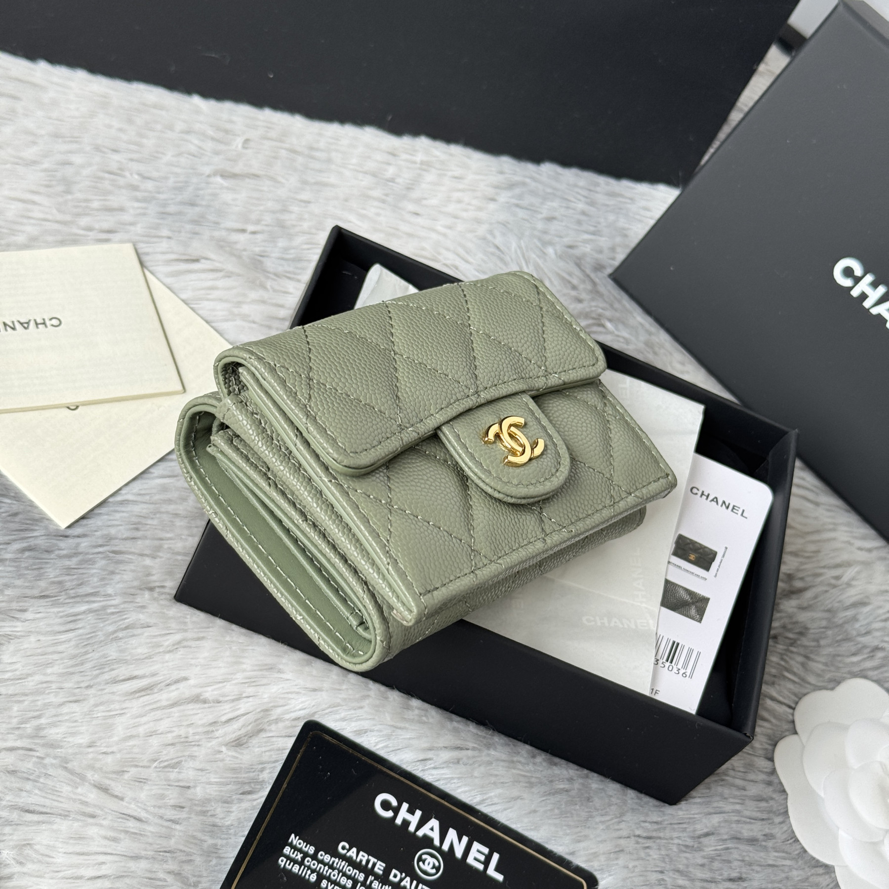 Ch**el card holder 10.5x7.5x3cm