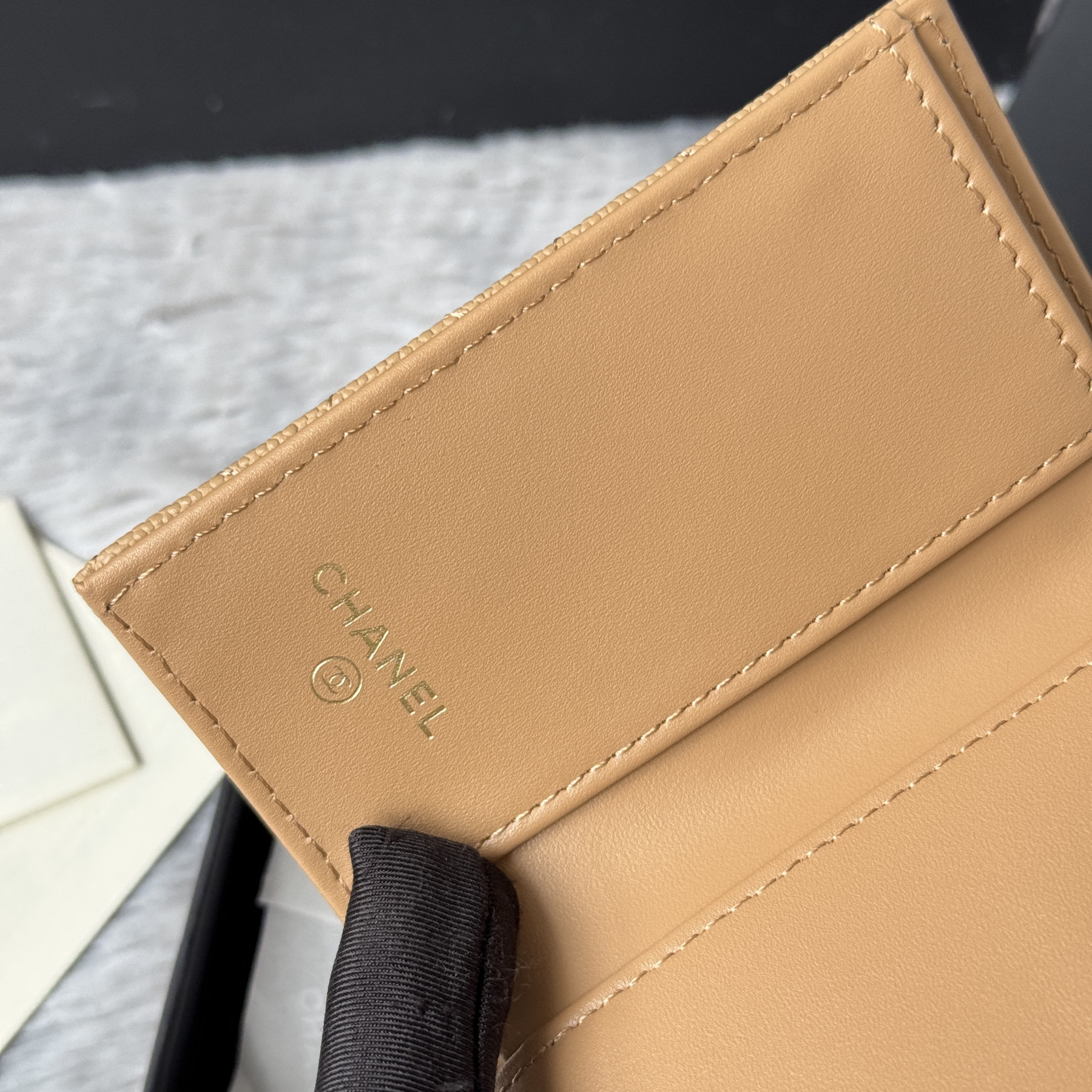 Ch**el card holder 10.5x7.5x3cm