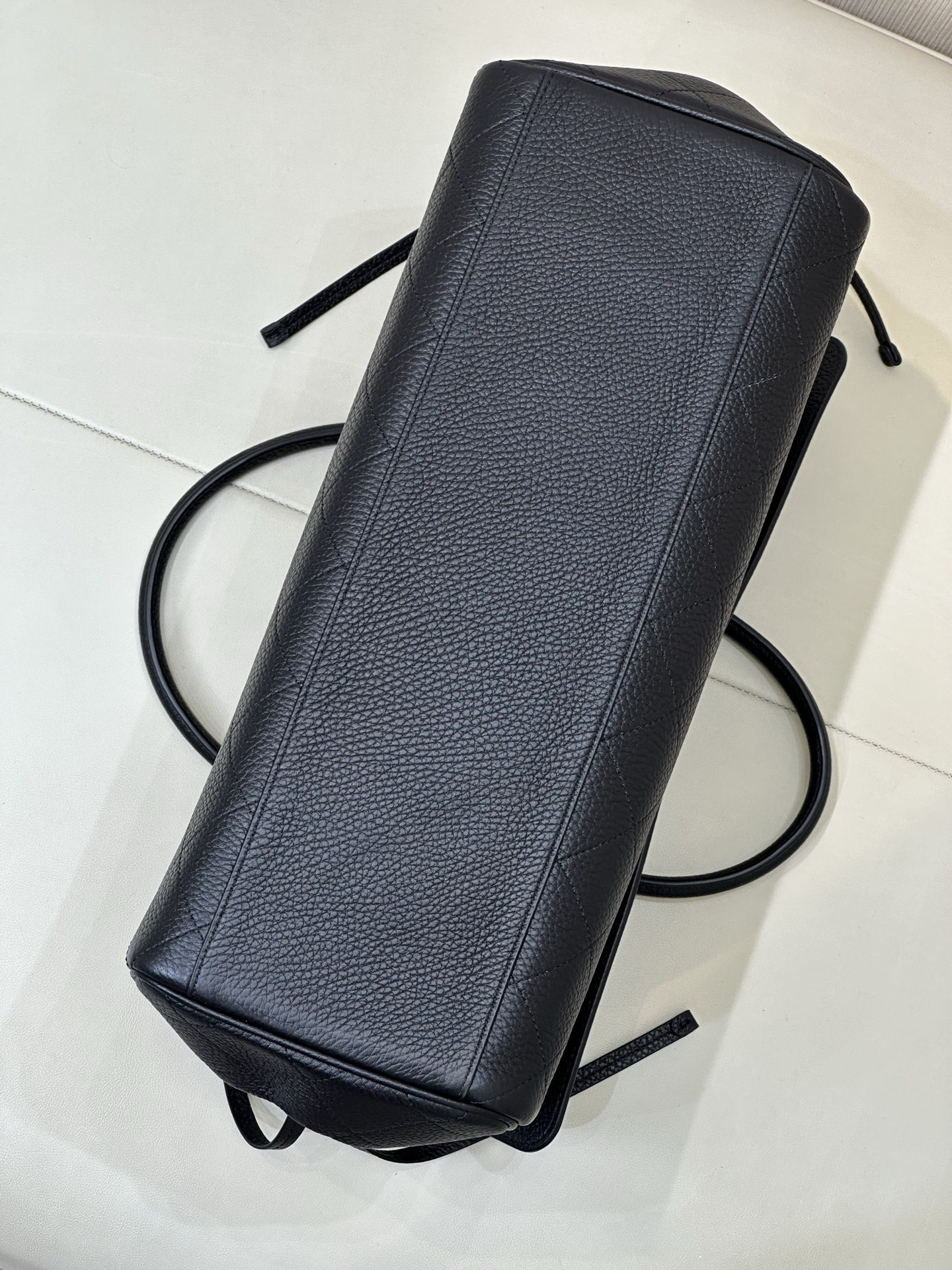 Ch**el tote as6428 38x22x16cm