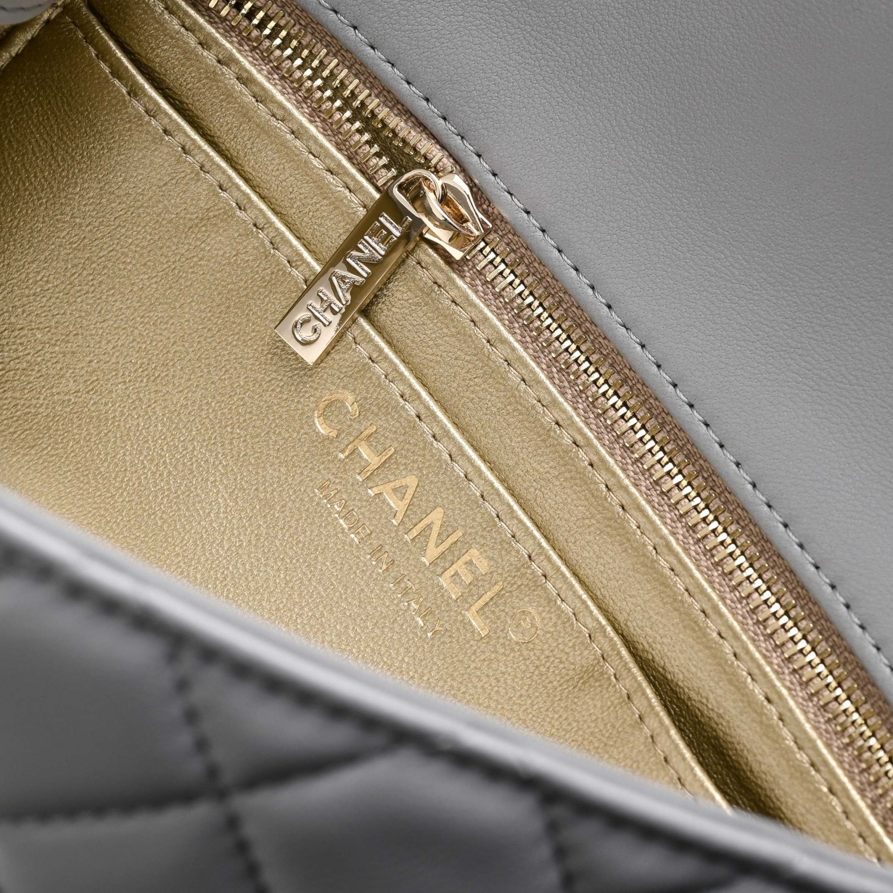 Ch**el classic flap handbag cf as5759 20x13x7cm