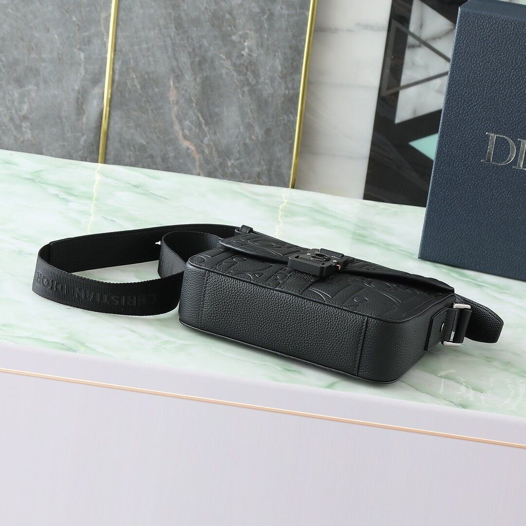 D10r Small Saddle Messenger Bag With Flap 23x18x6cm