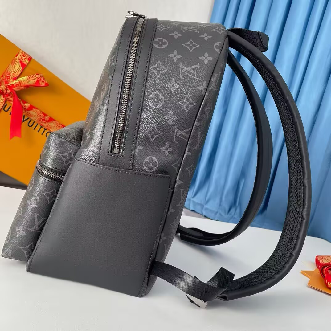 LV Discovery Backpack PM M46553 29x38x20cm