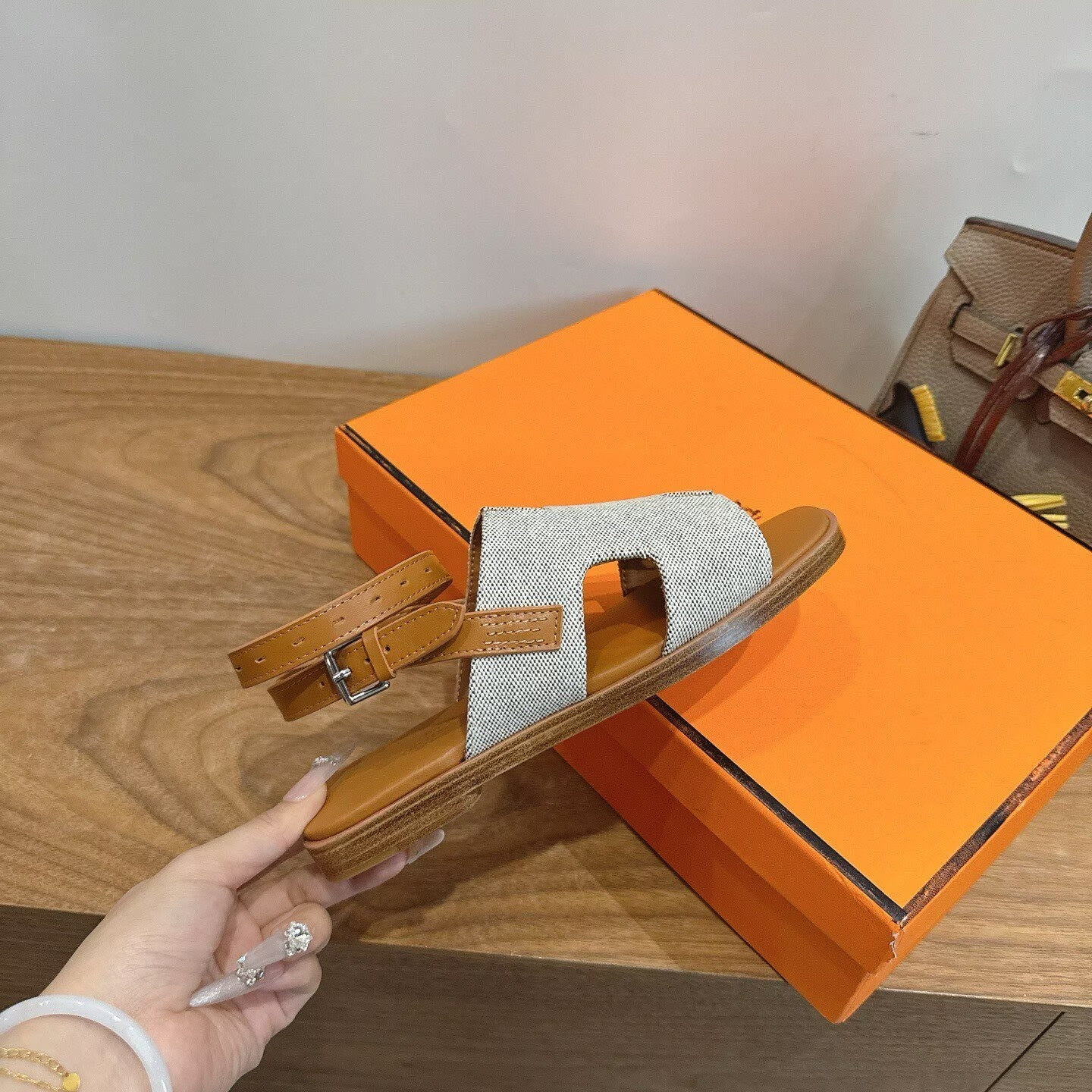 UA Hermès Maya Sandal