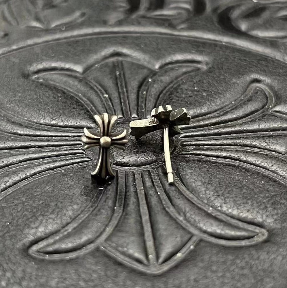 Ch*0me He**ts Cross Stud Earrings