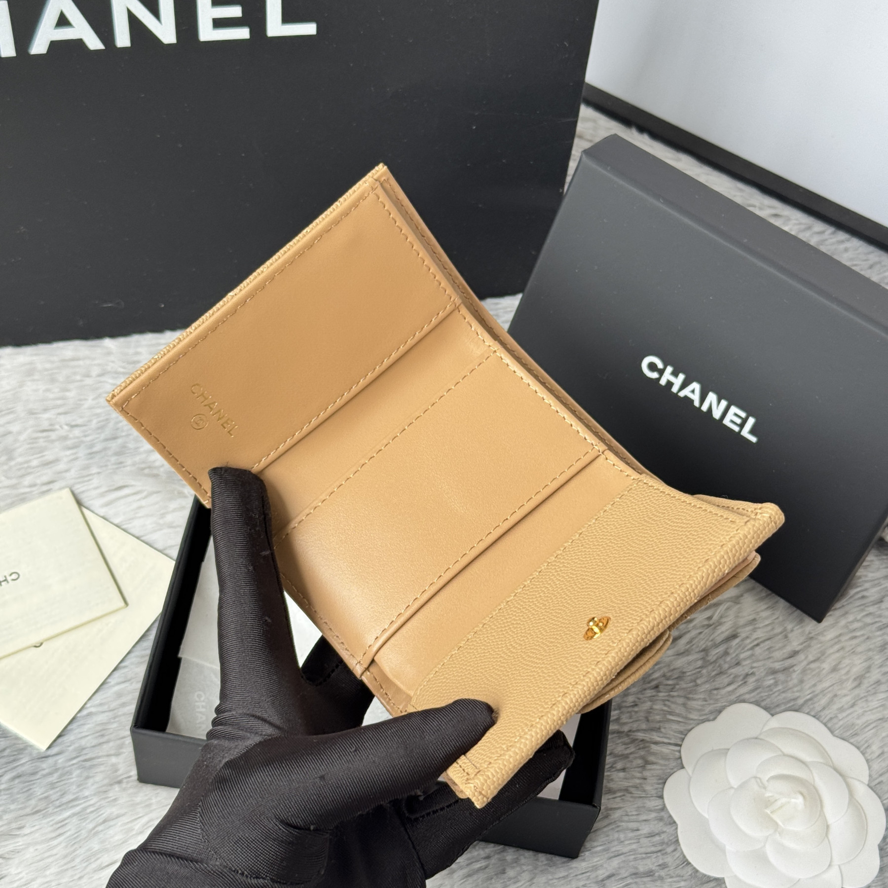 Ch**el card holder 10.5x7.5x3cm