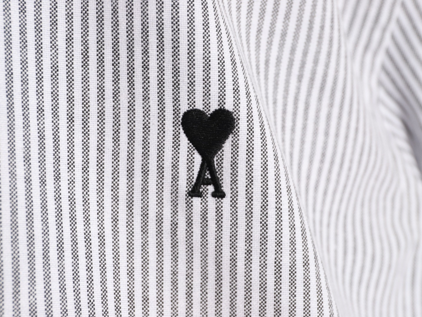 Ami Paris Long-sleeved Shirts