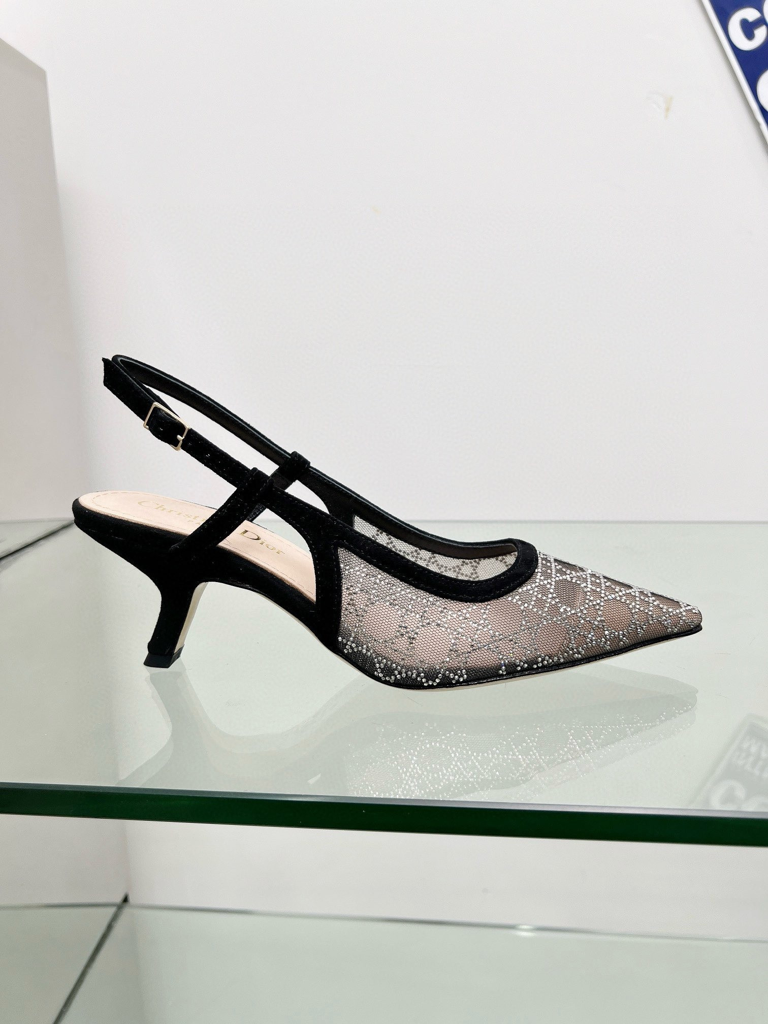 UA D10r Capture Slingback Pump