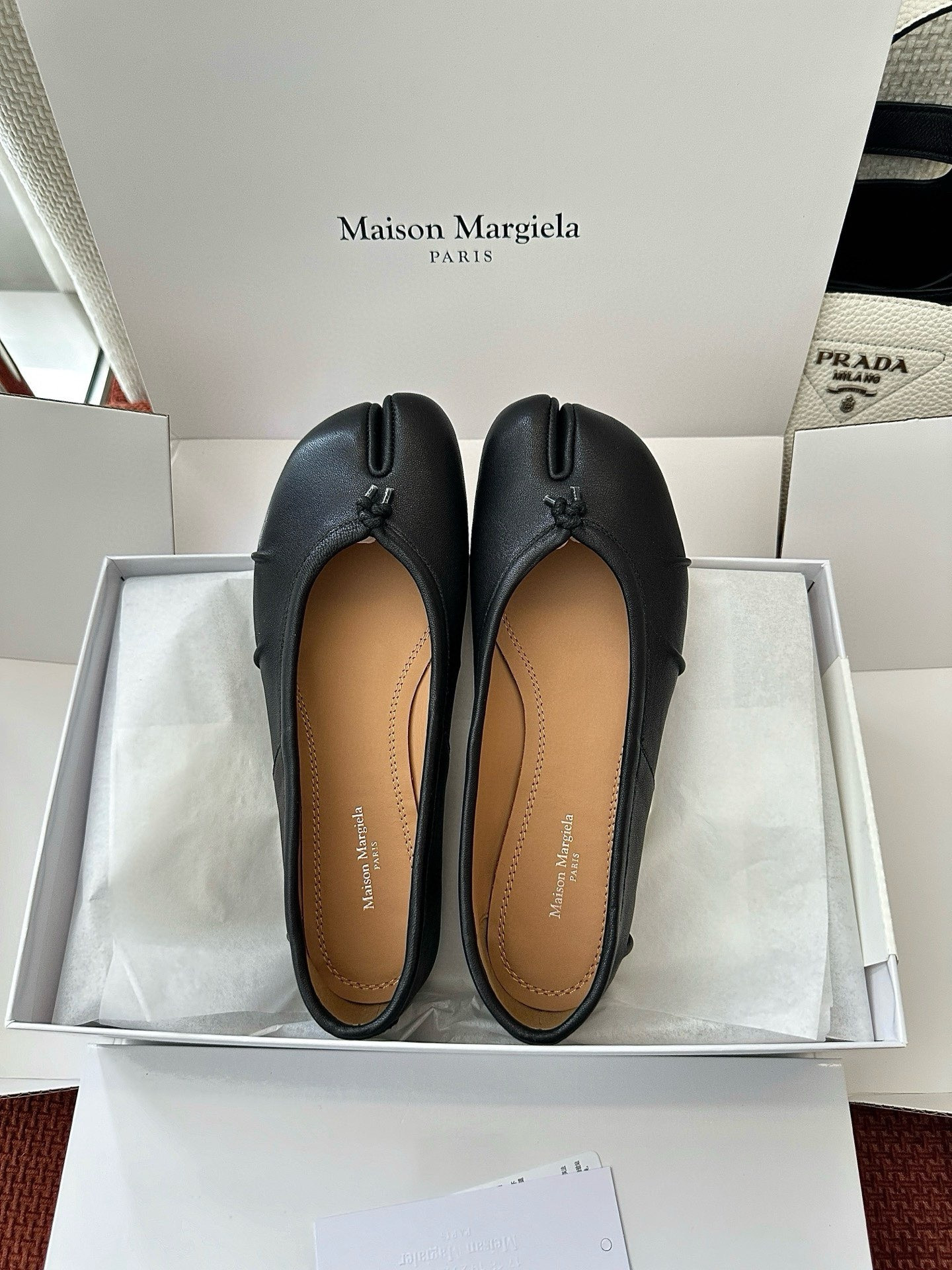 UA Ma1s0n Marg*e1a Tabi Leather Ballet Flats