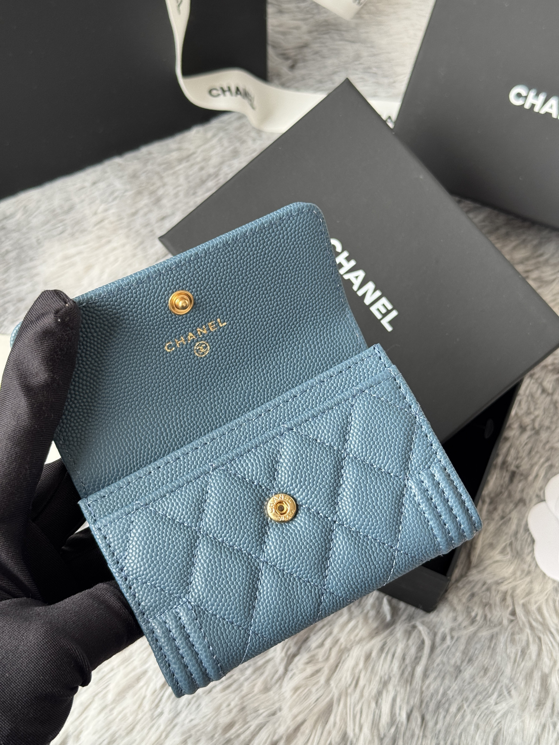 Ch**el boy Ch**el flap card holder a80603 7.5x11.3x2.1cm