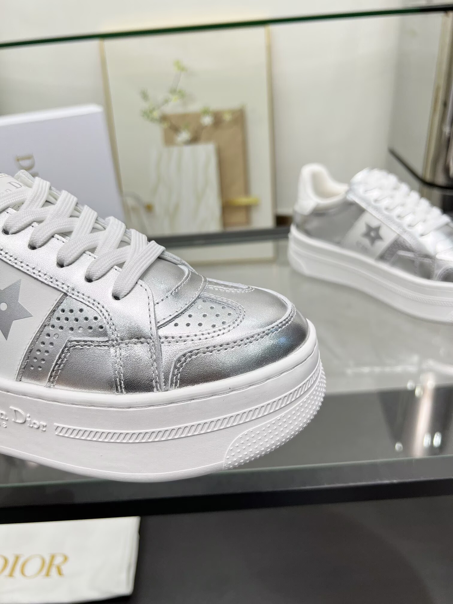 UA Dior Star Platform Sneaker