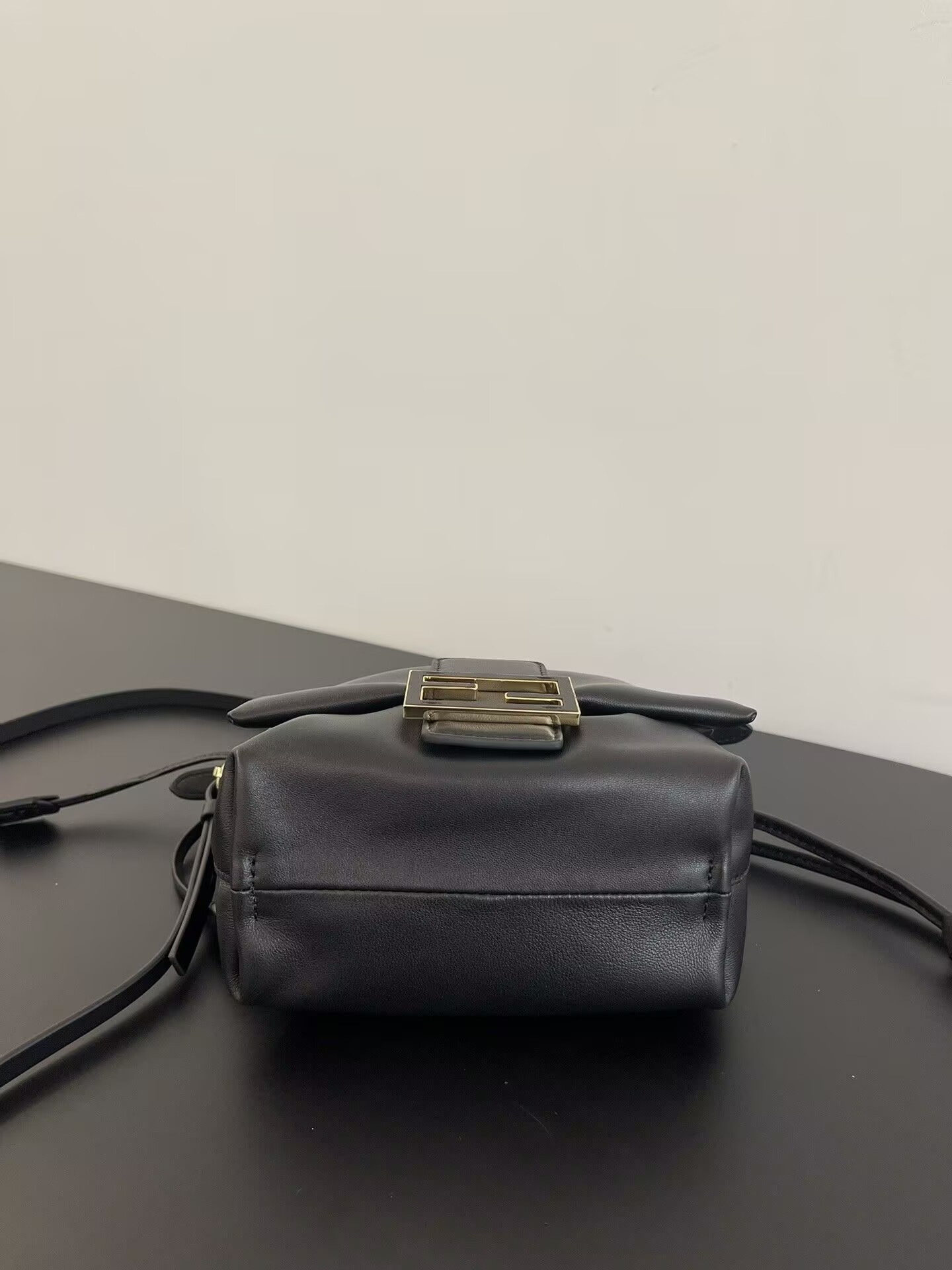 F**di Mamma Baguette Small 13x10x16cm