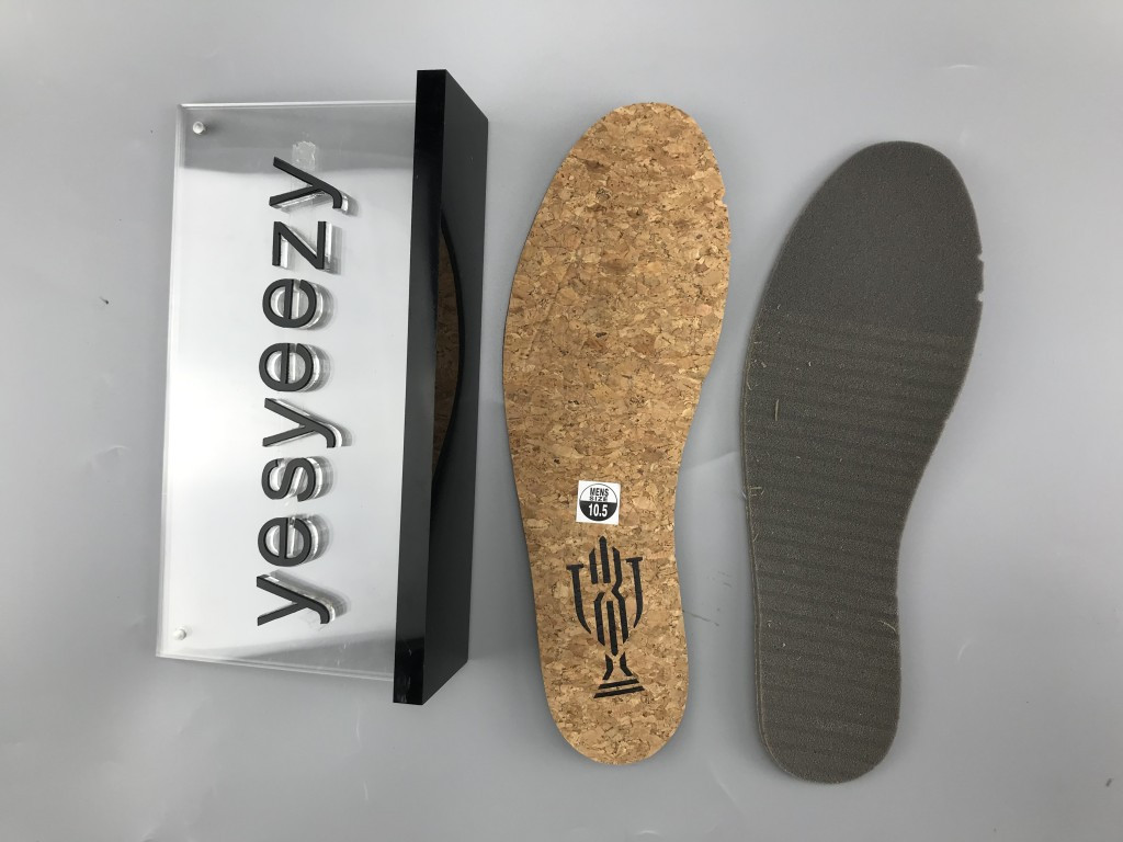 UA AIR JORDAN 5 RETRO "TROPHY ROOM"